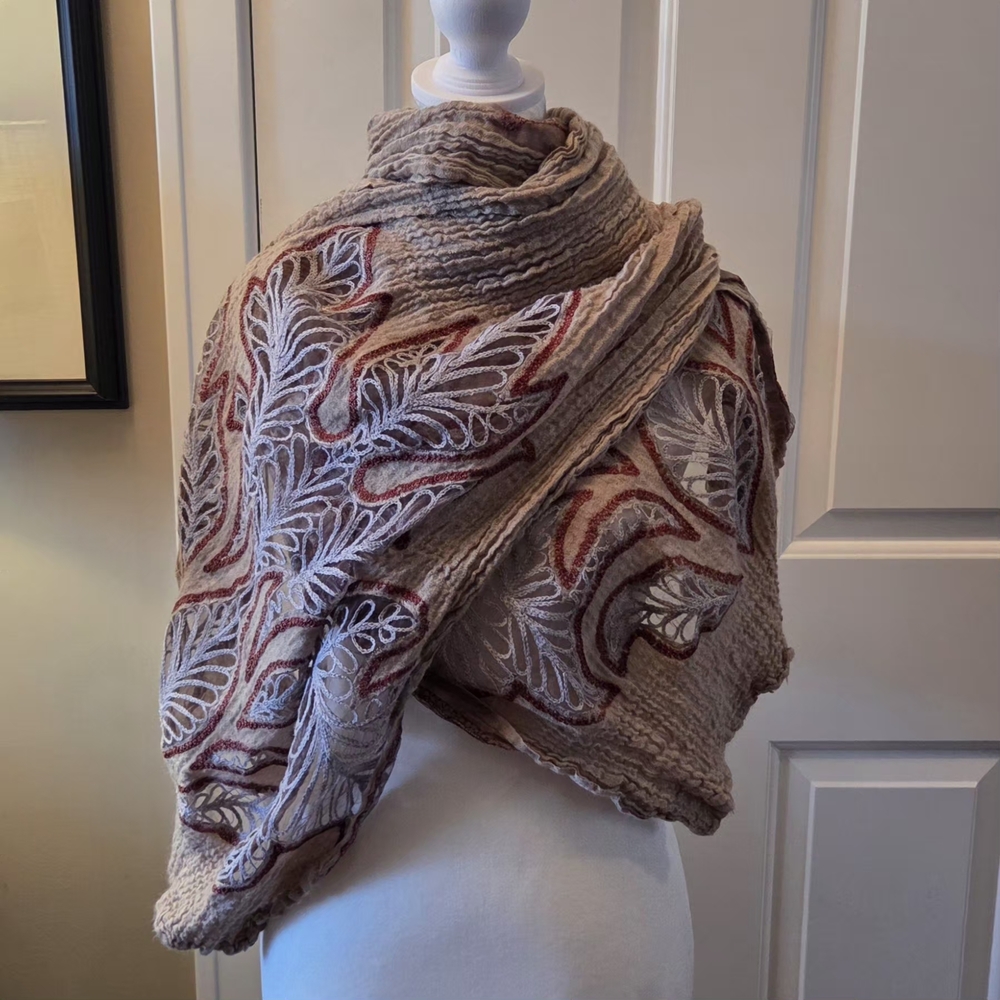 Womens Beige and Burgundy Embroidered Scarf 92% Wool 8% Silk